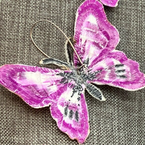 Huge Butterfly Embroidered Earrings 3 In Pierced Pink Black White Statement 80s - Picture 7 of 7